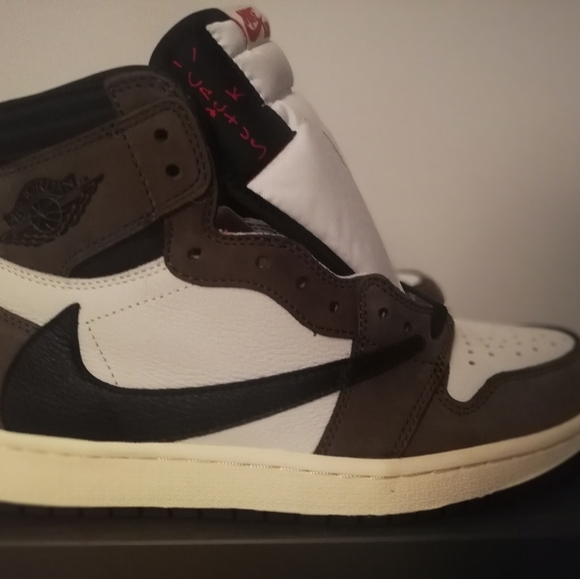 Jordan 1 travis scott - Picture 5 of 8
